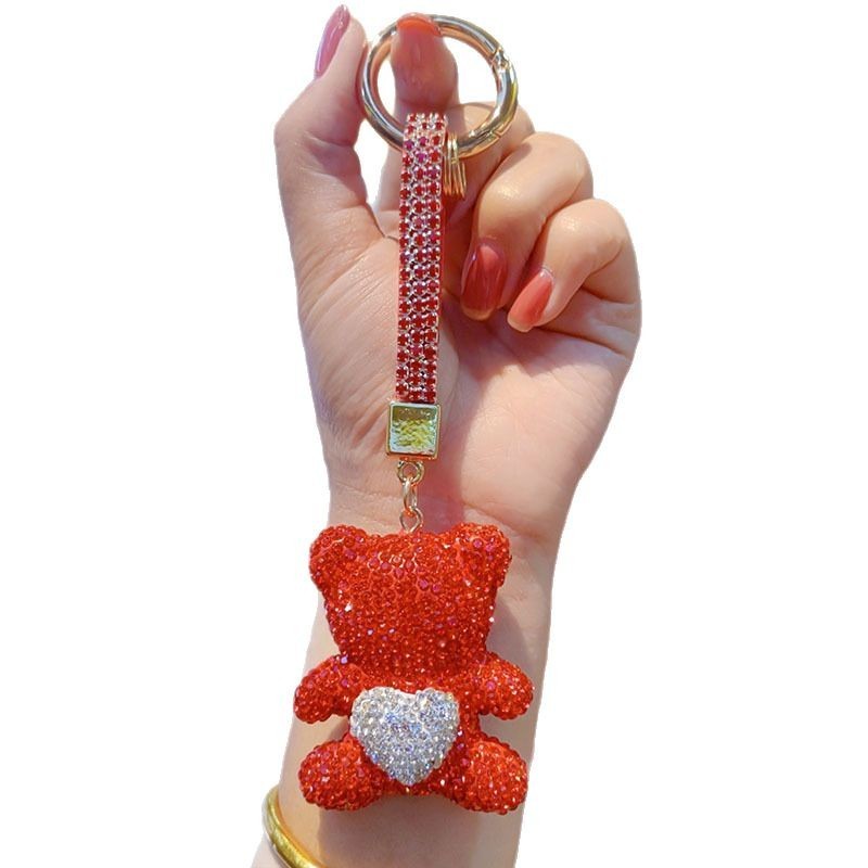 Clay full-diamond bear heart keychain, cute couple bear bag chain, car key ring pendant, ornament wholesale
