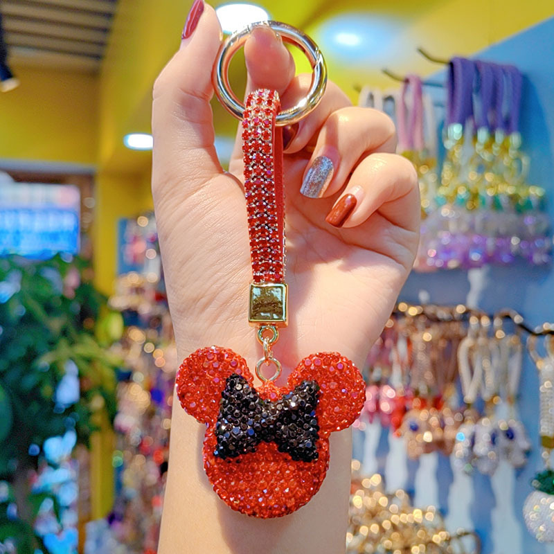 Fully rhinestone Minnie Mouse head car key lanyard keychain keychain pendant couple rhinestone hollow Mickey bag ornament wholesale