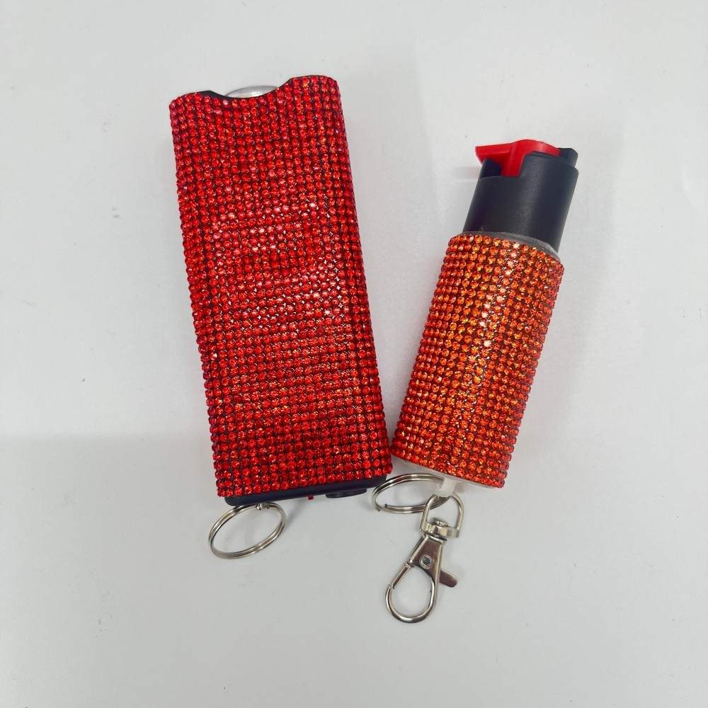 Women's solid-color self-defense flashlight and spray set.
