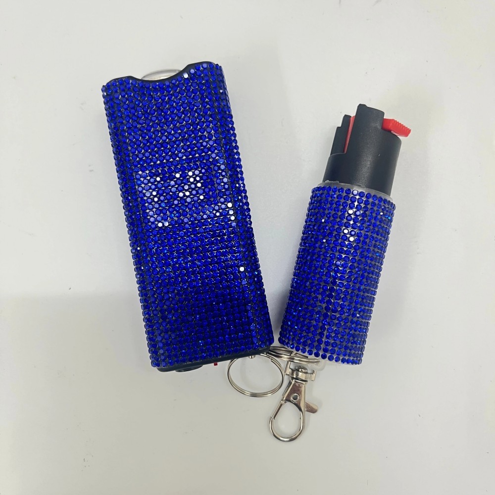 Women's solid-color self-defense flashlight and spray set.