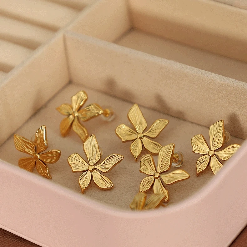 Personalized Design Vintage Engraved Texture Flower Stud Earring Stainless Steel Waterproof Non Tarnish Charm Earrings YF4157