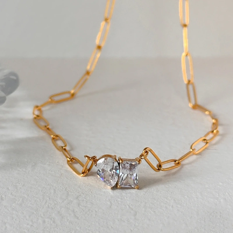 Fashion 18K Gold Plated Triangle Drill Rectangular Drop Shape Link Zirconia Pendant Stainless Steel Clip Chain Necklace YF4029