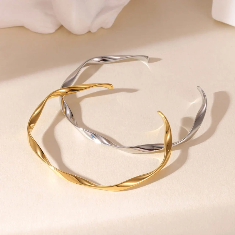 Neutral Stainless Steel 18K Gold Plated Irregular Open-End Mobius Love Waterproof Bracelet Gift YF6653