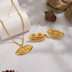 Personalized Niche Lip Stud Earrings Necklace Set 18K Gold Plated Waterproof Stainless Steel YF8243