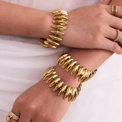 New Luxury Handcrafted torpedo Bracelet and Necklace Set 18K Gold Plated Waterproof Stainless Steel YF8275