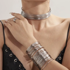Exaggerated Winding Brushed Collar Bracelet Ring Jewelry Set 18K Gold Plated Waterproof Stainless Steel YF8252