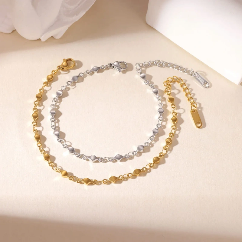 2025 Autumn Collection Niche Luxury Cut Surface Electroplated Bracelet Anklet 18K Gold Plated Waterproof Stainless Steel YF8292