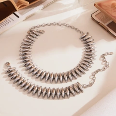 New Luxury Handcrafted torpedo Bracelet and Necklace Set 18K Gold Plated Waterproof Stainless Steel YF8275