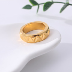 Geometric Design Temperament Triangle Curved Ring 18k Gold Plated Waterproof Stainless Steel for Women YF8224