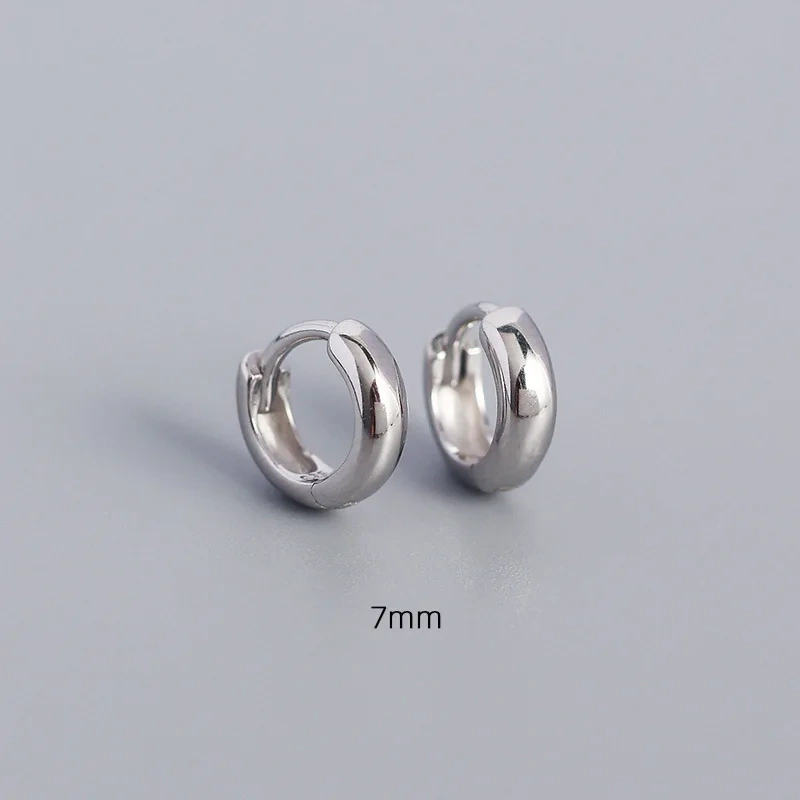 Simple Metal Scenery Round Shape Earrings Stud Earrings 925 Sterling Silver Hypoallergenic Earrings for Gift YF8105