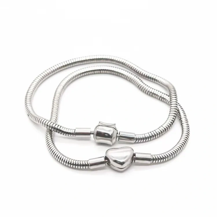 Personalized Fashion Glossy Soft Snake Bone Bracelet 18K Gold Plated Waterproof Stainless Steel Bracelet for Couple YF8085