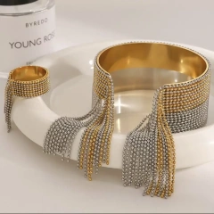 Fashion Temperament Long Fringed Bracelet 18k Gold Plated Waterproof Stainless Steel Bracelet for Women YF8232