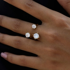 Waterproof Stainless Steel 18K Gold Plated Hypoallergenic Claw Set Three Zircons Women Open Ring YF6643