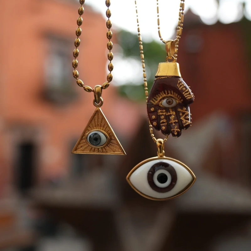 New Personality Creative Devils Eye Palm Pendant Necklace 18K Gold Plated Waterproof Stainless Steel YF8193