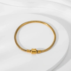 Personalized Fashion Glossy Soft Snake Bone Bracelet 18K Gold Plated Waterproof Stainless Steel Bracelet for Couple YF8085