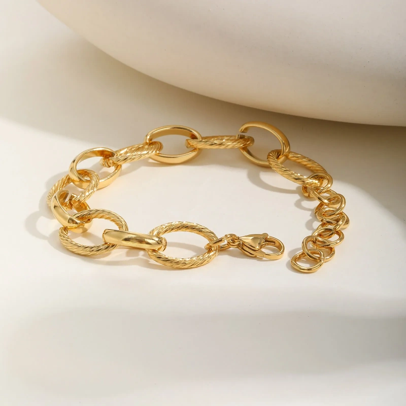 Stylish Womens Stainless Steel Glossy Bracelet Embossed Hand Jewelry Gold 18K Gold Plated Waterproof Stainless Steel YF8158