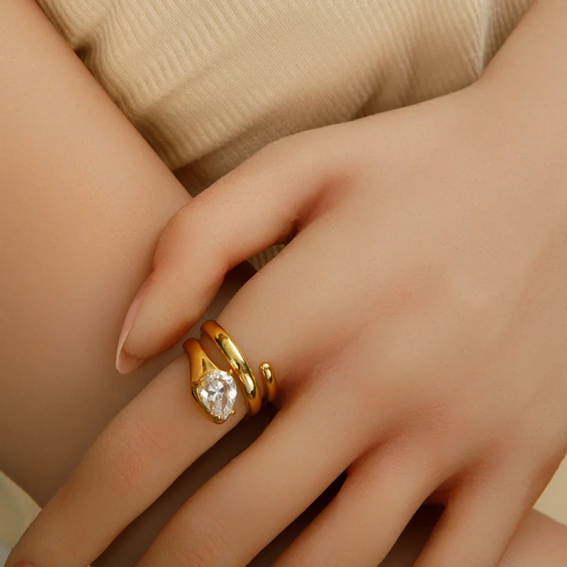 Trend Gold Round Zircon Rotating Ring 18k Gold Plated Waterproof Stainless Steel YF5224