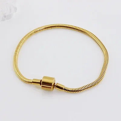 Personalized Fashion Glossy Soft Snake Bone Bracelet 18K Gold Plated Waterproof Stainless Steel Bracelet for Couple YF8085