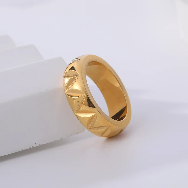 Geometric Design Temperament Triangle Curved Ring 18k Gold Plated Waterproof Stainless Steel for Women YF8224