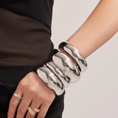 Fine Polished Spherical Widened Bracelet with Metallic Texture 18K Gold Plated Waterproof Stainless Steel YF8165