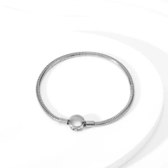 Personalized Fashion Glossy Soft Snake Bone Bracelet 18K Gold Plated Waterproof Stainless Steel Bracelet for Couple YF8085