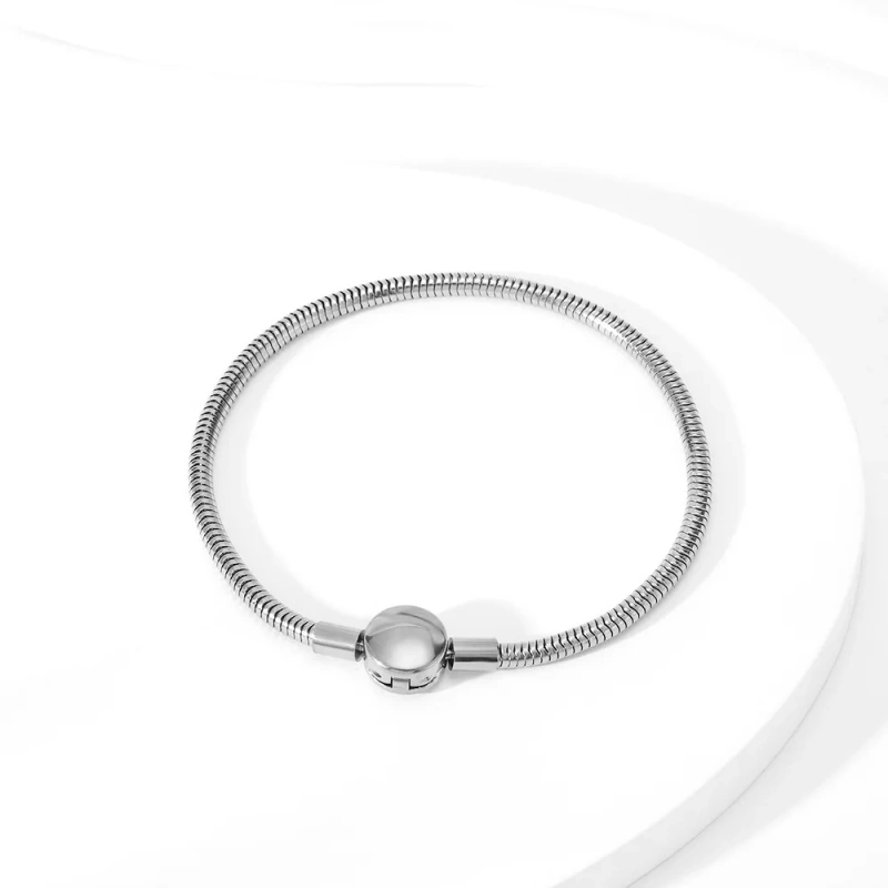 Personalized Fashion Glossy Soft Snake Bone Bracelet 18K Gold Plated Waterproof Stainless Steel Bracelet for Couple YF8085