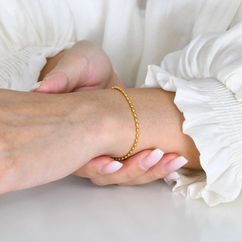 Fashionable Vintage Style Olive Rice Bead Bracelet Womens 18K Gold Plated Waterproof Stainless Steel YF8144