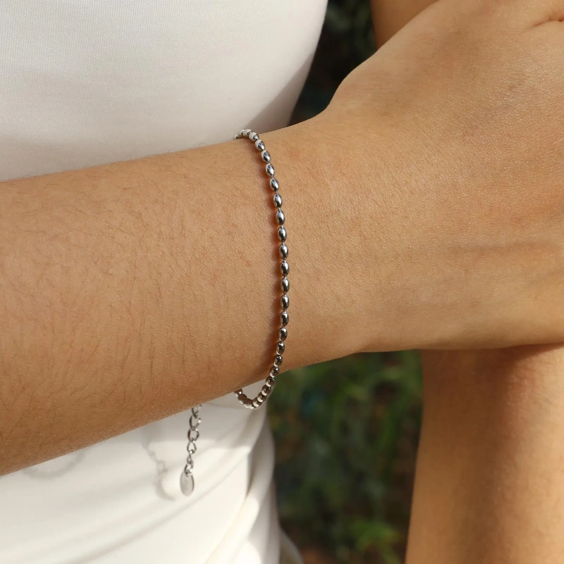 Fashionable Vintage Style Olive Rice Bead Bracelet Womens 18K Gold Plated Waterproof Stainless Steel YF8144