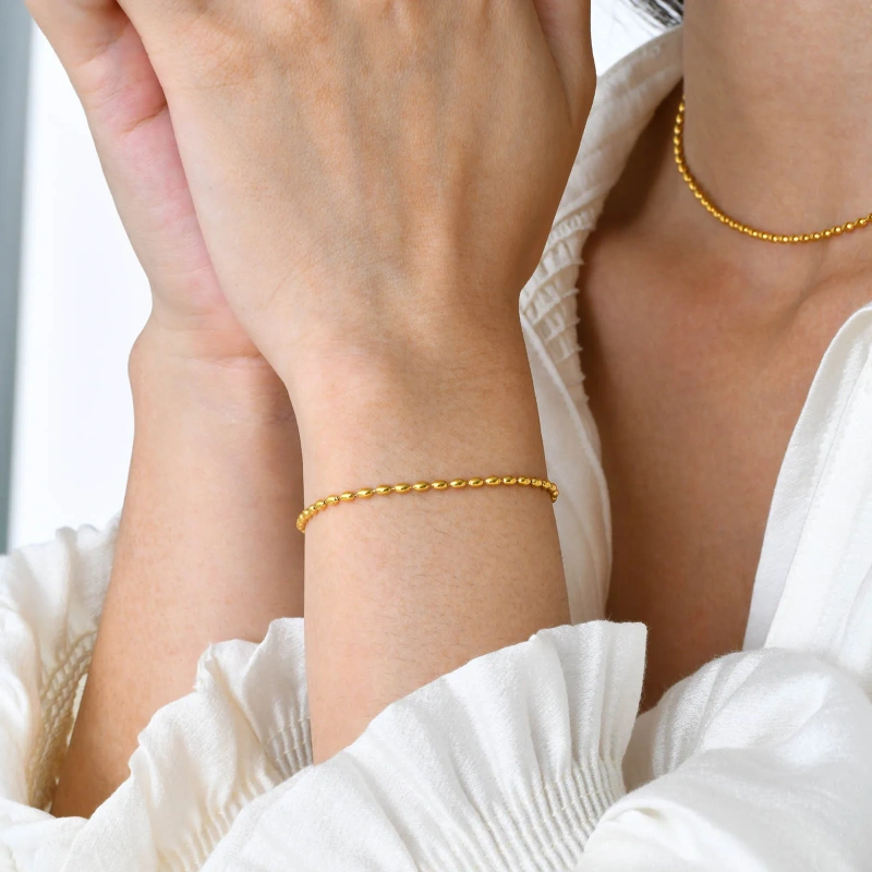 Fashionable Vintage Style Olive Rice Bead Bracelet Womens 18K Gold Plated Waterproof Stainless Steel YF8144