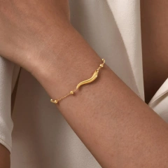 Retro Simple Versatile Stainless Steel Pepper Bracelet Gold 18K Gold Plated Waterproof Stainless Steel YF8150