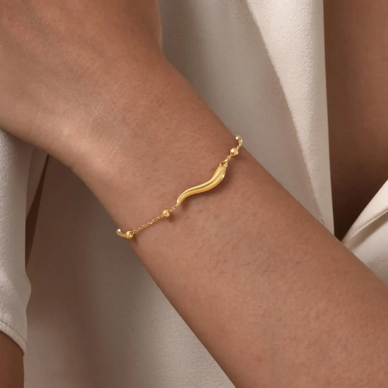 Retro Simple Versatile Stainless Steel Pepper Bracelet Gold 18K Gold Plated Waterproof Stainless Steel YF8150
