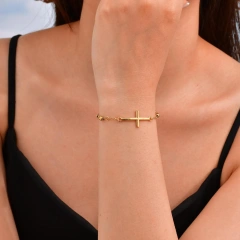 Fashion Stainless Steel Oval Brand Portrait Cross Curved Brand Beaded Bracelet 18k Gold Plated Waterproof Stainless Steel YF8132