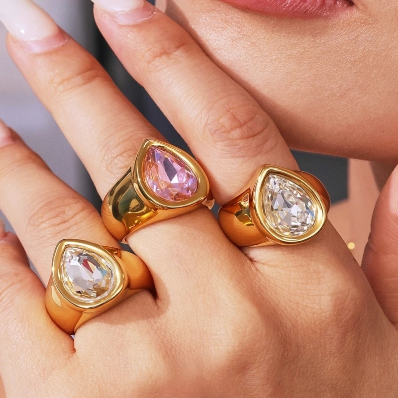 Premium Teardrop Cubic Zircon Ring 18k Gold Plated Waterproof Stainless Steel Women's Ring for Party YF8037