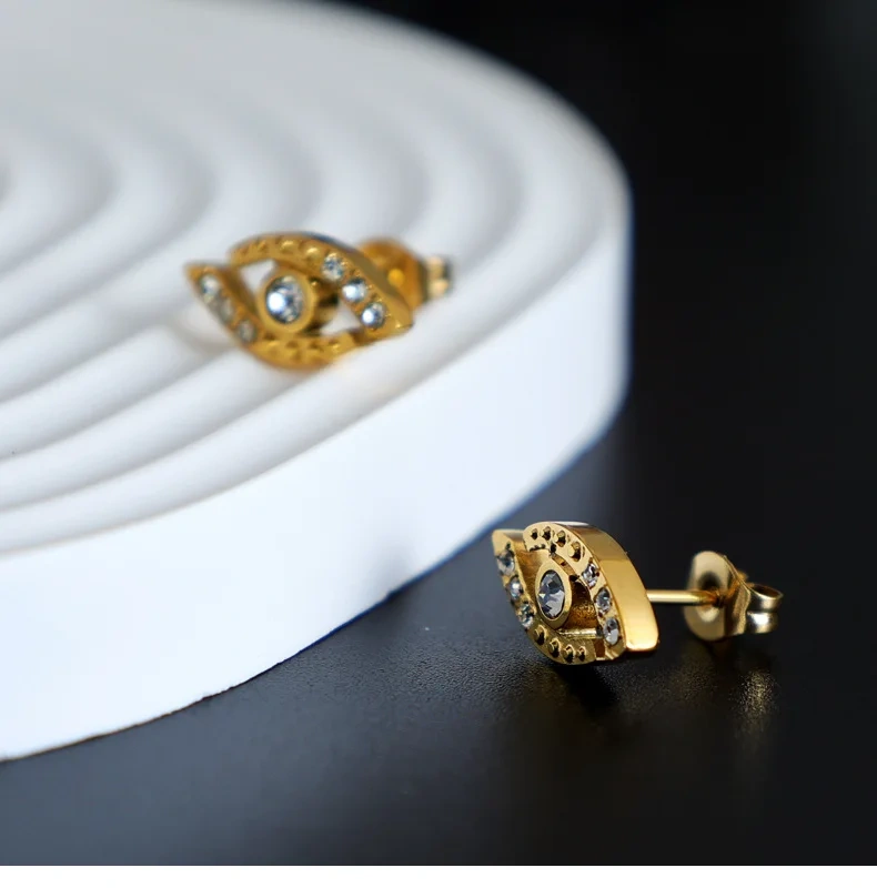 Simple Vintage Zircon Devils Eye Stud Earrings 18k Gold Plated Waterproof Stainless Steel Stud Earrings Women YF8060