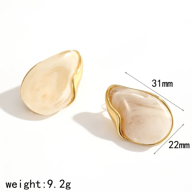 Maillard Resin Stud Earrings Amber Womens 18K Gold Plated Waterproof Stainless Steel Stud Earrings for Party YF8027
