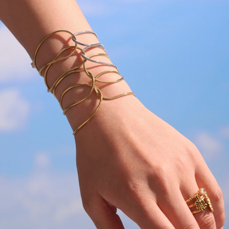 Simple Design Rope Knot Snake Two Tones Bracelet 18K Gold Plated Waterproof Stainless Steel Bracelet for Women YF8076