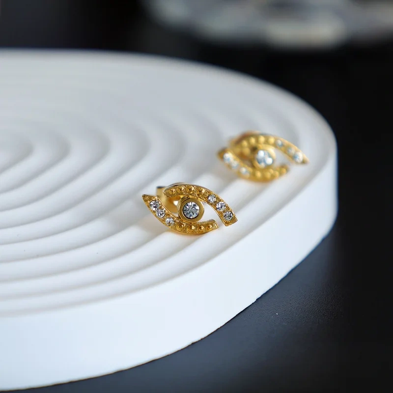Simple Vintage Zircon Devils Eye Stud Earrings 18k Gold Plated Waterproof Stainless Steel Stud Earrings Women YF8060