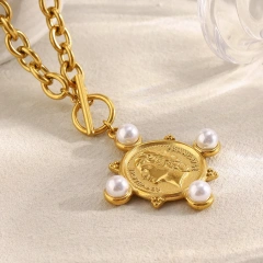 18K Gold Plated Waterproof Stainless Steel Coin Pendant Necklace Pearl Embellishment Engraved Queen Portrait Jewelry YF8001
