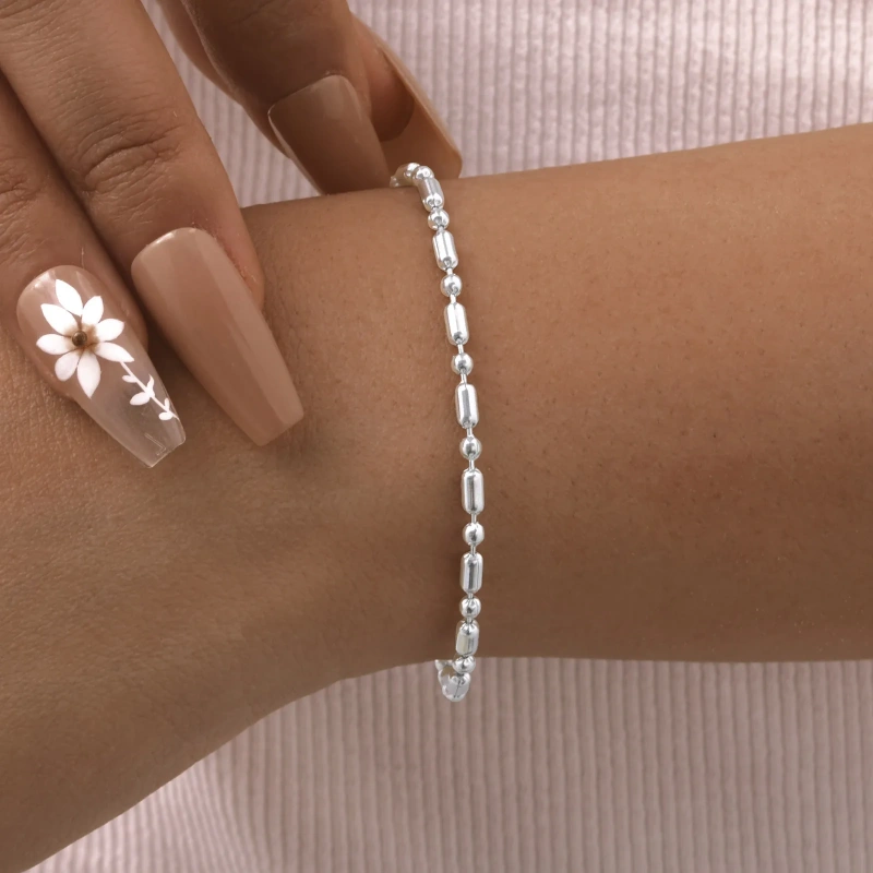 Simple and Stylish Stainless Steel Melee Bracelet 18K Gold Plated Waterproof Stainless Steel YF8155