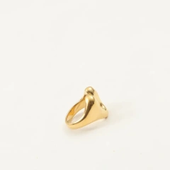 Gentle Abstract Peach Heart Ring Wide 18K Gold Plated Waterproof Stainless Steel YF8220