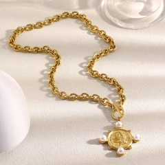 18K Gold Plated Waterproof Stainless Steel Coin Pendant Necklace Pearl Embellishment Engraved Queen Portrait Jewelry YF8001
