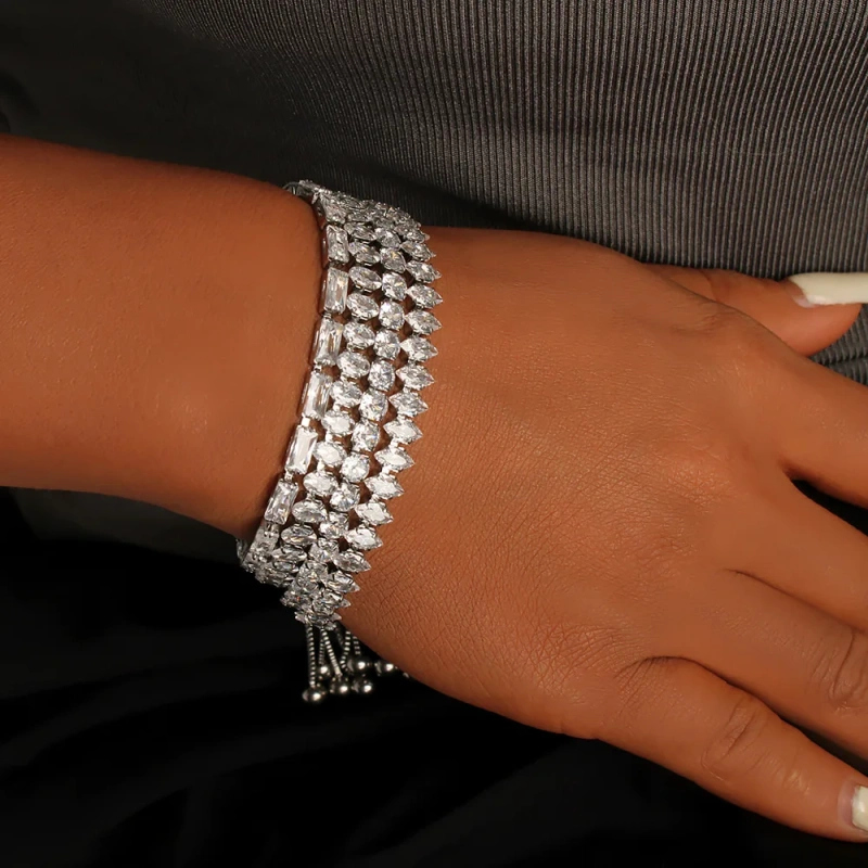 New Stainless Steel 18k Gold Plated Geometric Zircon Waterproof Stackable Adjustable Women Bracelet Waterproof YF6634