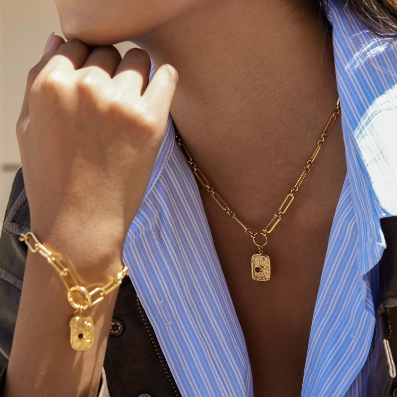 Stainless Steel Waterproof Jewelry Set 18k Gold Plated Square Pendant Necklace Round White Zircon Earrings Bracelet YF6629