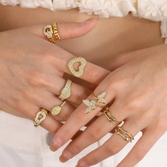 Classic Explosive Geometric Zircon Ring Heart Butterfly Gold Layered 18K Gold Plated Waterproof Stainless Steel YF8180