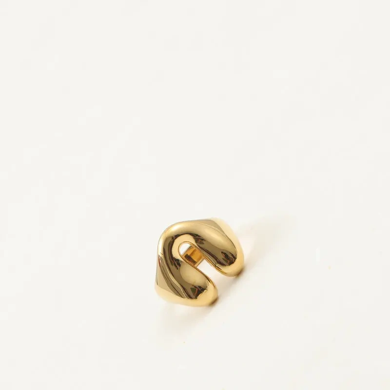 Gentle Abstract Peach Heart Ring Wide 18K Gold Plated Waterproof Stainless Steel YF8220