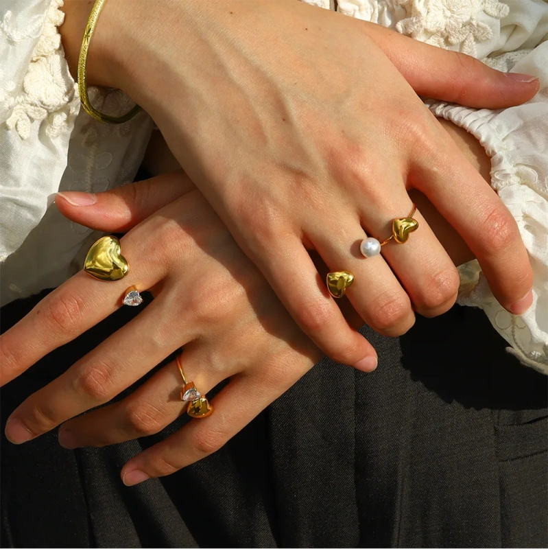 Stylish Heart Pearl Open Zircon Heart Ring 18K Gold Plated Waterproof Stainless Steel YF8183