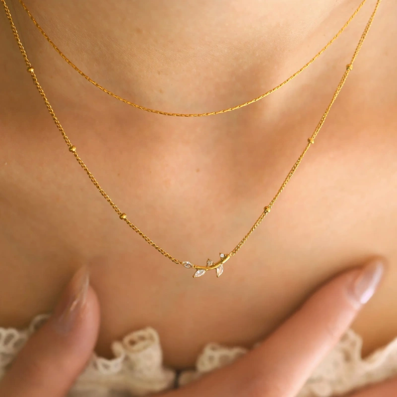 New Design Olive Leaf Pendant Double Diamond Light Luxury Clavicle Chain 18K Gold Plated Waterproof Stainless Steel YF8185
