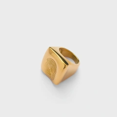 Personalized Waterproof Exaggerated Chunky Ring Stainless Steel 18K Gold Plated Non Tarnish Fingerprint Signet Rings YF4115