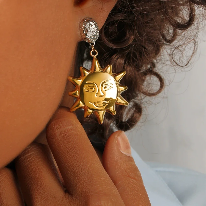Vintage Abstract Smiley Sun Pendant Earrings 18K Gold Plated Waterproof Stainless Steel YF8207