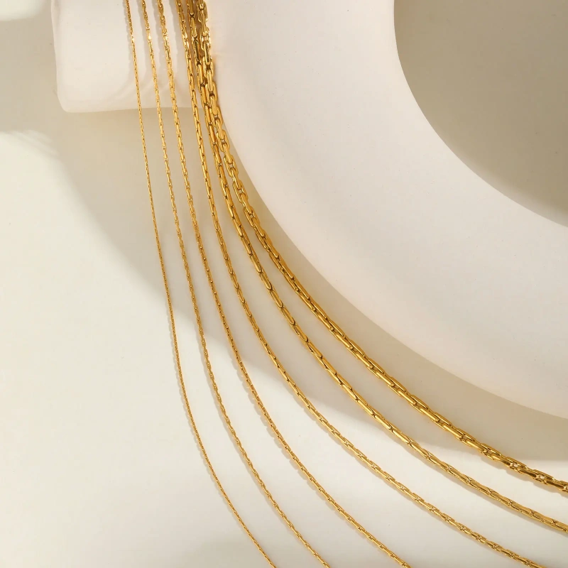 Exquisite Necklace Gold 0.6mm 0.8mm Thin Chain Layered Versatile 18K Gold Plated Waterproof Stainless Steel YF8154